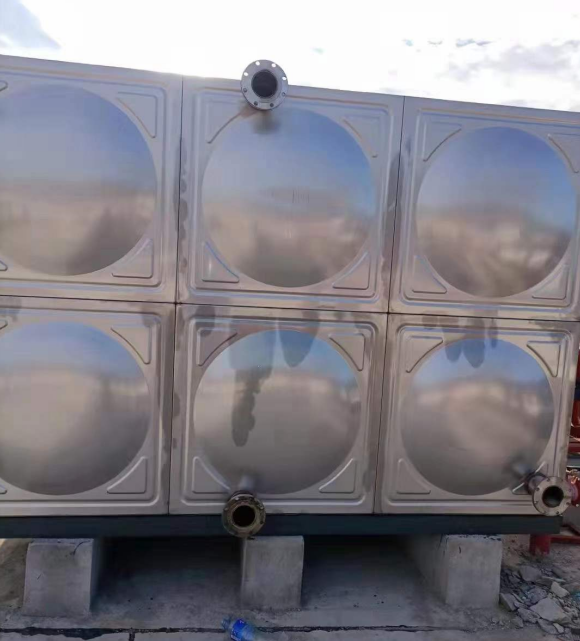 岳阳组合式不锈钢水箱，玻璃钢水箱的替代品，不锈钢冲压板组合水箱